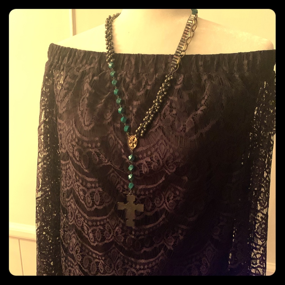 BLACK LACE OFF SHOULDER BLOUSE
